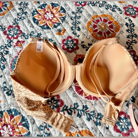 Victoria Secret bra bundle - Picture 4 of 9